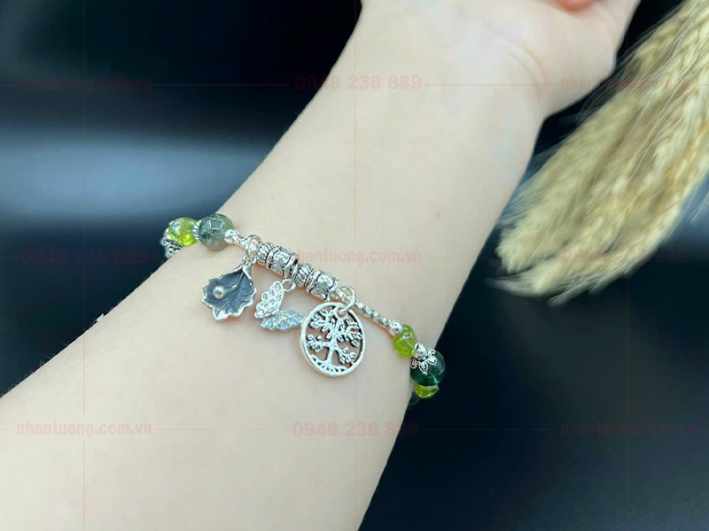 Vòng đá thạch anh phong thủy